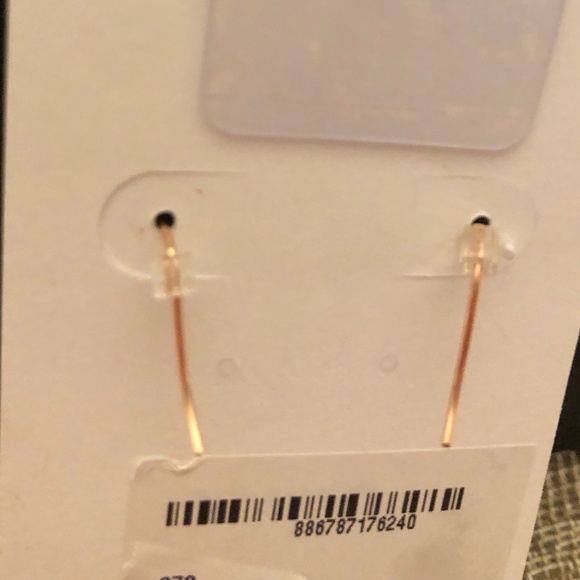 NWT ALEX AND ANI SEMI PRECIOUS GREEN  STONE DROPLETS - Picture 4 of 4